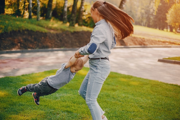 kinderen in een park