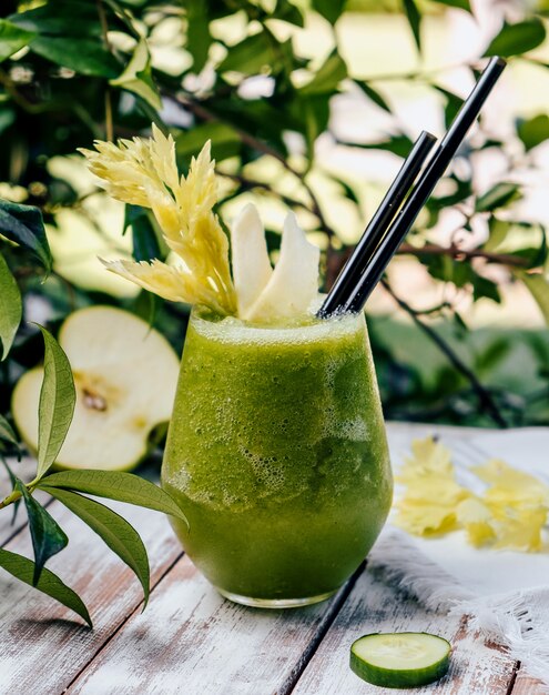 Kiwi detox op de tafel