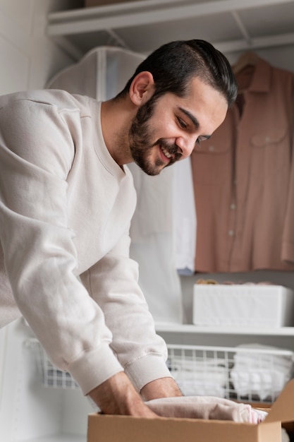 Gratis foto kledingkastrenovatie voor de winter