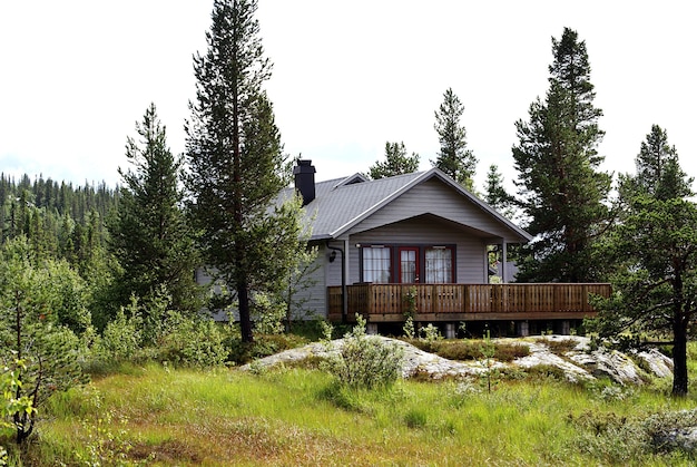 Klein privéhuis in het bos in Tuddal Gaustatoppen, Noorwegen