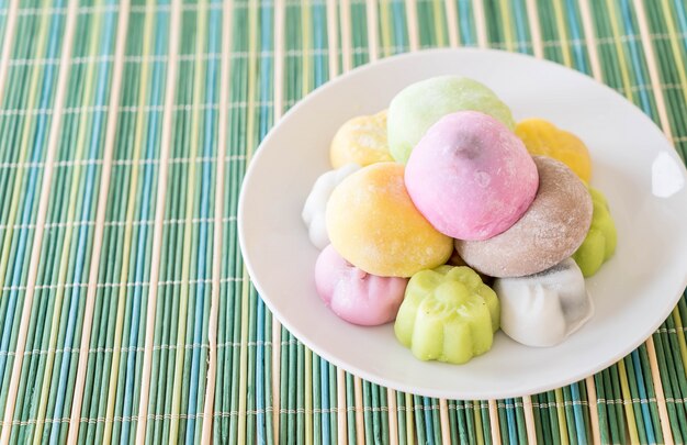 Kleurrijk dessert mochi