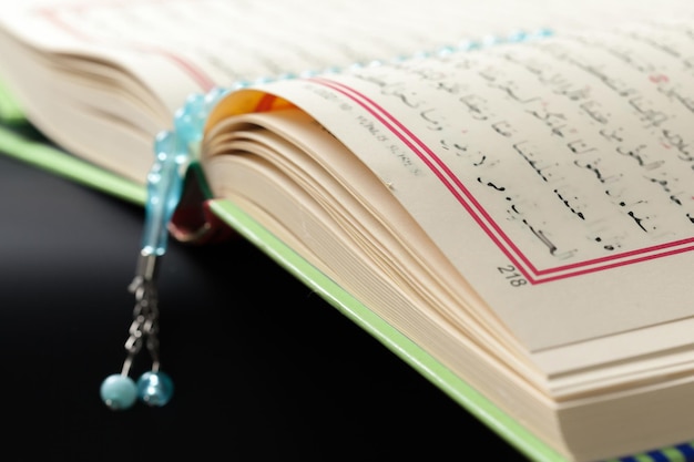 Gratis foto koran heilig boek van moslims
