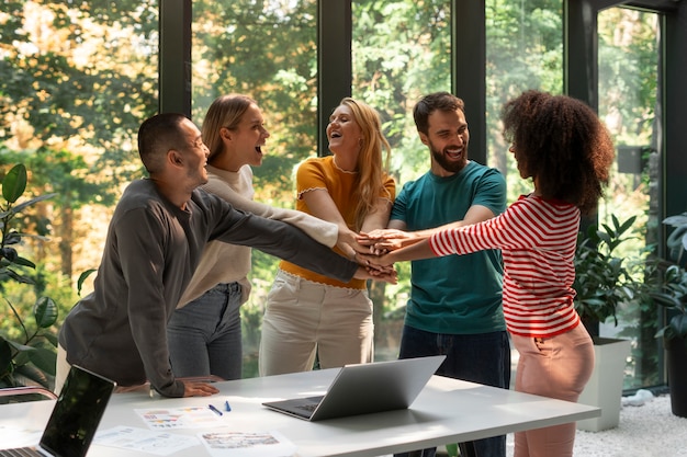 Leden van een vakbond die samenwerken