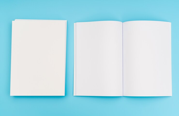 Gratis Foto lege catalogus, tijdschriften, boek mock up op blauwe achtergrond. .