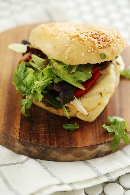 Lekkere bagelsandwich met spek