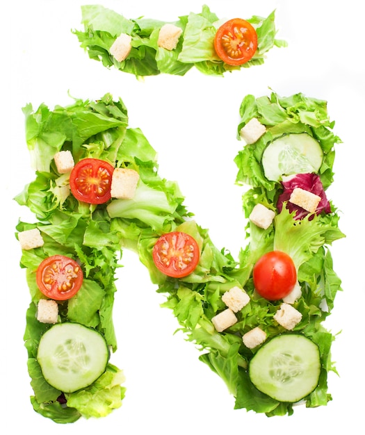 Letter N met een mengsel van groenten