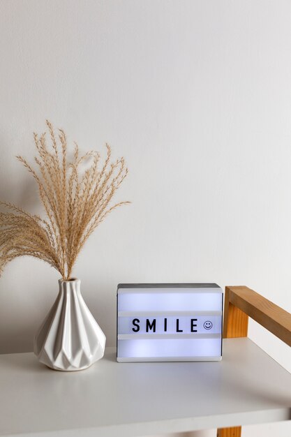 Gratis foto lightbox stilleven arrangement