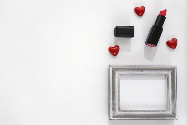 Gratis foto lippenstift, hart en frame