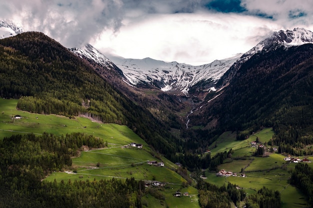 Gratis foto luchtfoto van de vallei