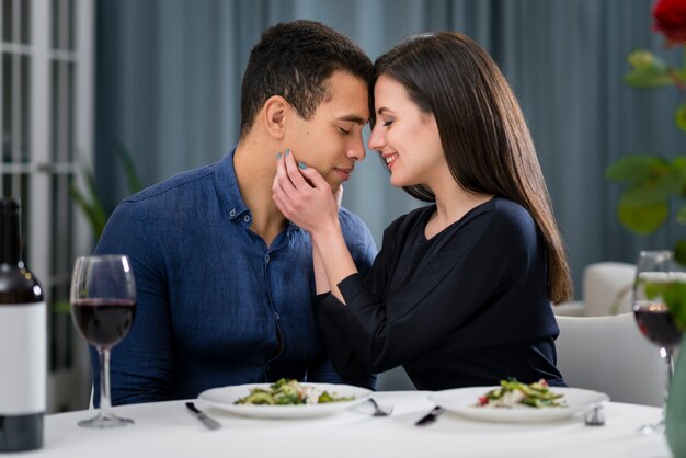 Man en vrouw die van elkaar houden