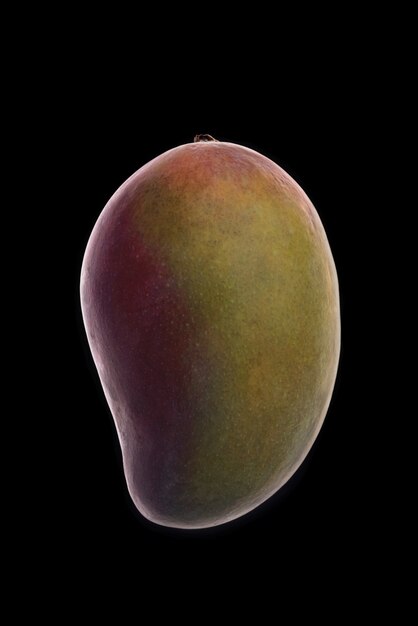 Mango fruit over zwart