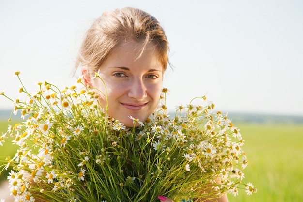 Gratis foto meisje met boeket