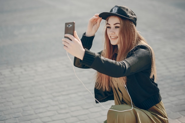 Meisje met telefoon