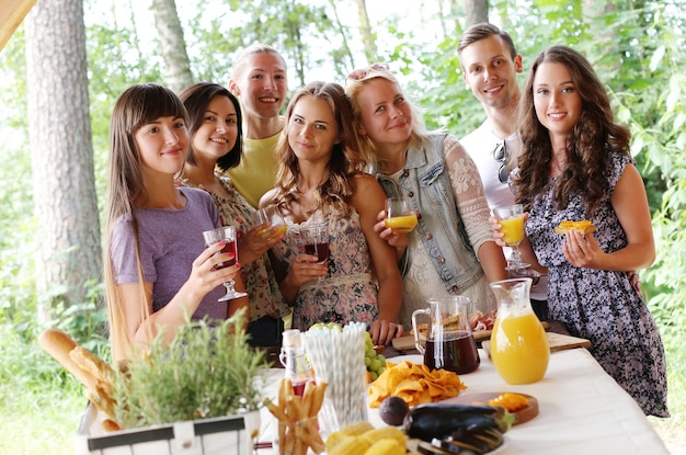 Mensen op de picknick