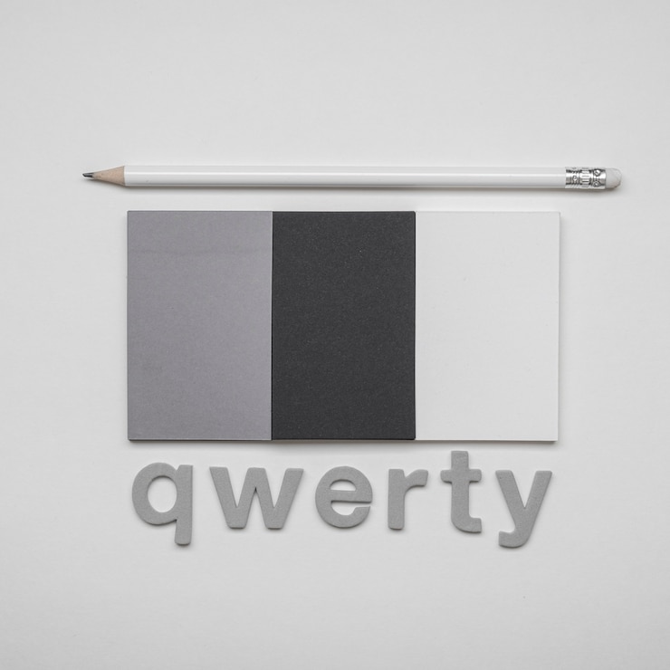 Gratis Foto minimalistisch visitekaartjes qwerty woordconcept