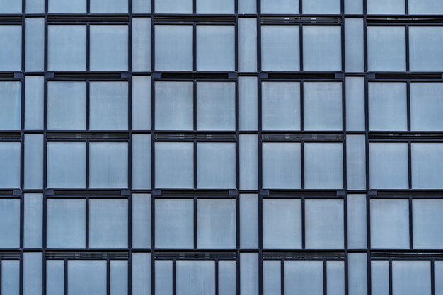 Moderne glazen gebouwarchitectuur. Modern gebouw, met structurele lijnen