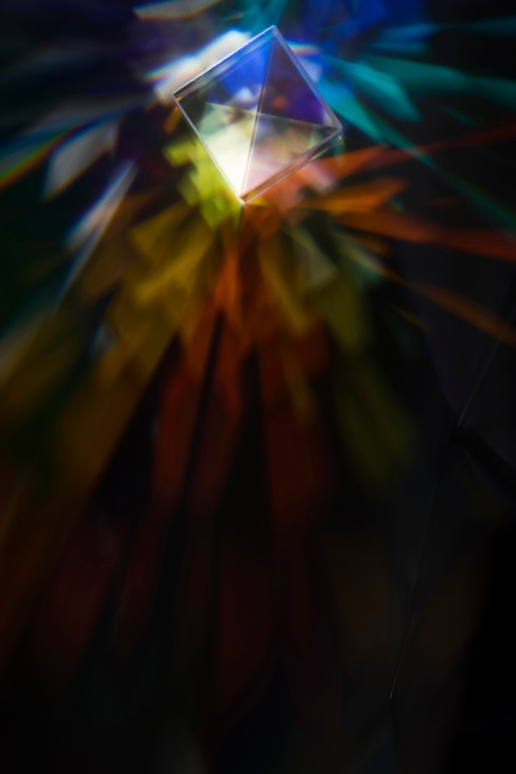 Gratis Foto mooi concept met prisma dat het licht verspreidt