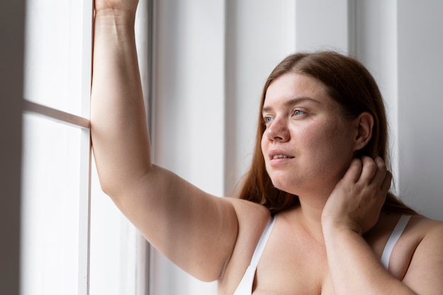 Mooie vrouw in lingerie