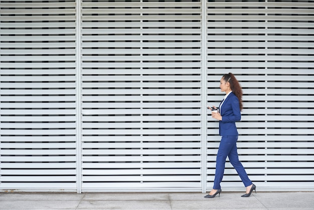 Gratis foto naar het werk gaan