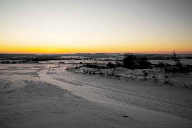 Gratis foto natuurlijk mooi winterlandschap