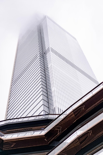 New York City, NY, VS - 20 oktober 2020: The Vessel, de Hudson Yards Staircase (ontworpen door architect Thomas Heatherwick) Midtown Manhattan West