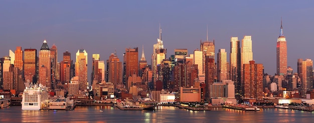 new york skyline van de stad