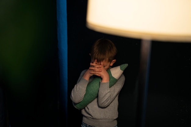 Gratis foto niet-explicit beeld van kindermishandeling