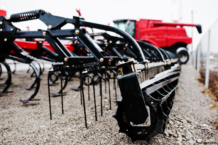 Gratis Foto nieuwe rode landbouwzaaimachine close-up