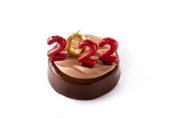 Nieuwjaar 2022 chocoladetaart geïsoleerd op witte achtergrond