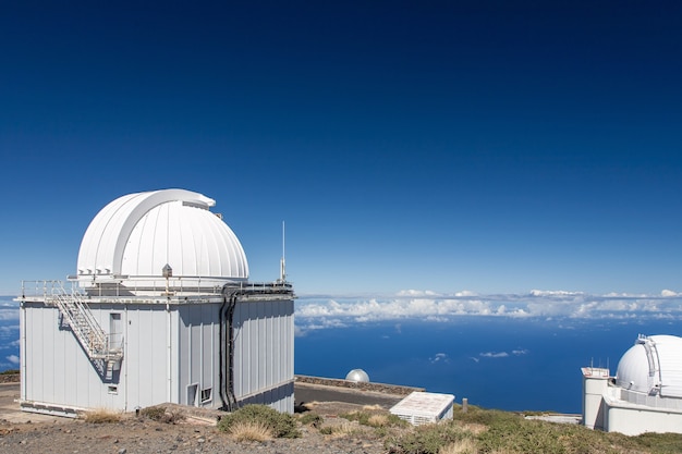 Observatorium bovenop de vulkaan Caldera de Taburiente