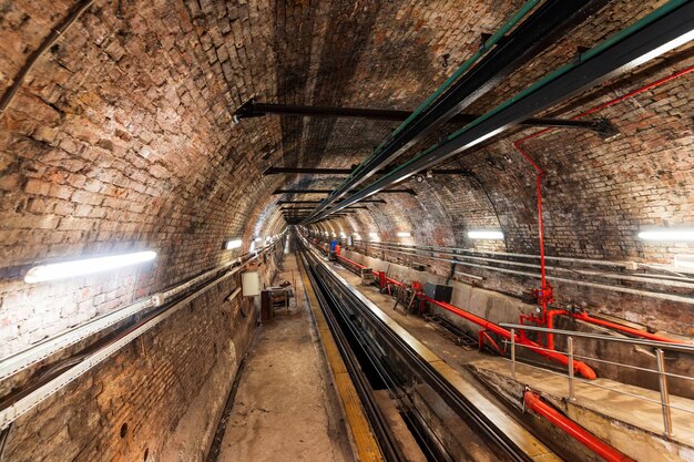Ondergrondse tunnel in Istanboel Turkije