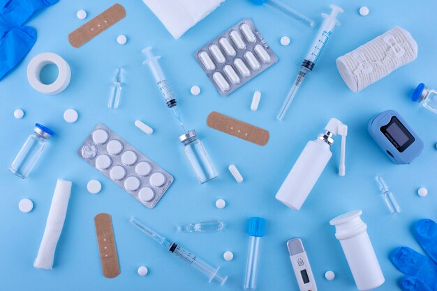 Opzichtsbeeld van de medicijnen en verbandarrangement