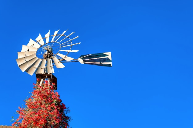 Gratis foto oude vintage windmolen