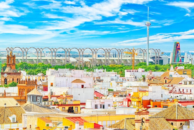Panoramisch uitzicht over de stad sevilla vanaf het observatieplatform metropol parasol, Premium Foto