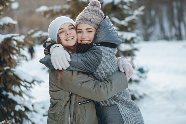 park sneeuw wandelen koude vakantie