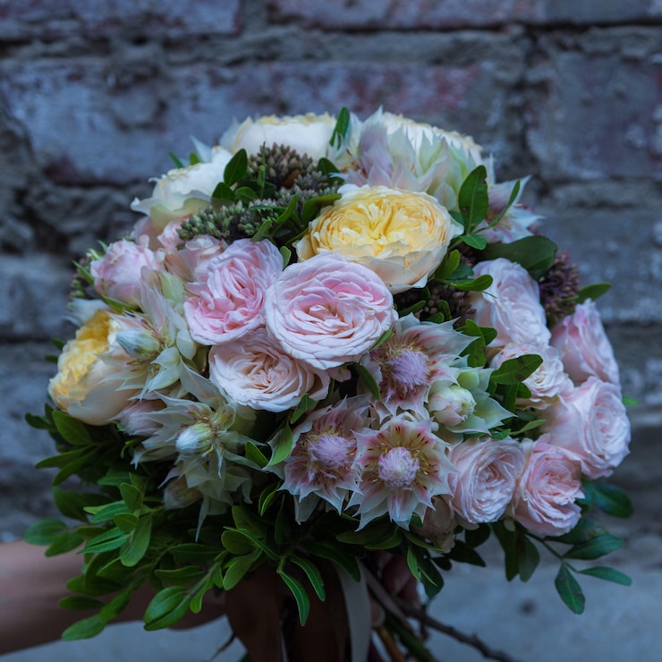Gratis Foto pastelkleurig gekleurd bloemenboeket