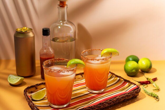 Pittige samenstelling van michelada-drank