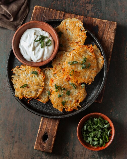 Plat lag smakelijke joodse voedselsamenstelling