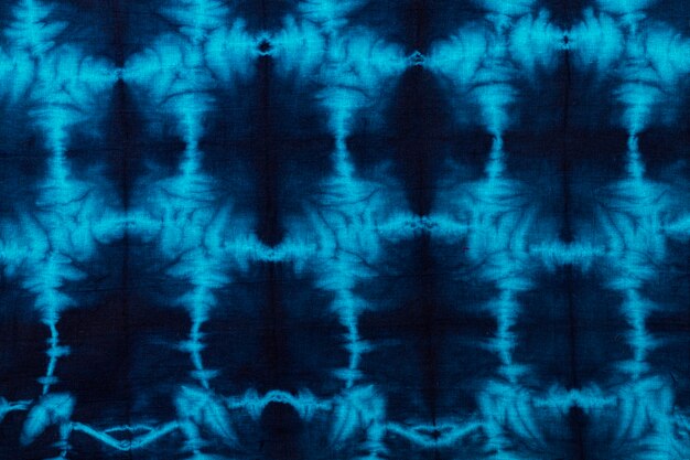 Plat leggen van kleurrijke tie-dye patroon