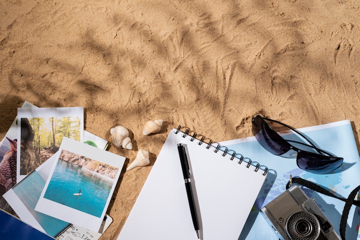 Gratis Foto plat leggen van reizende essentials-collectie