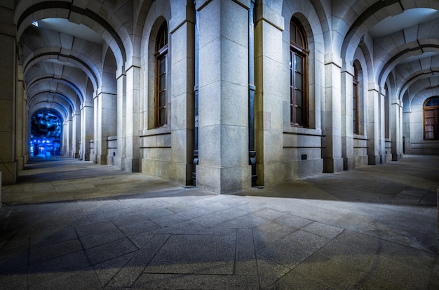 Gratis foto plein van het vintage gebouw