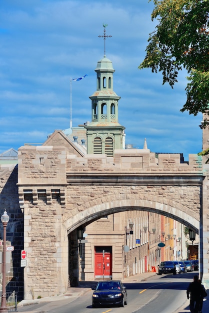 Porte Dauphine poort close-up in Quebec City