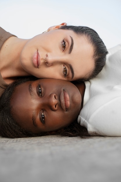 Gratis foto portret van diverse latijnse mensen