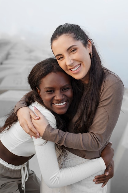 Gratis foto portret van diverse latijnse mensen