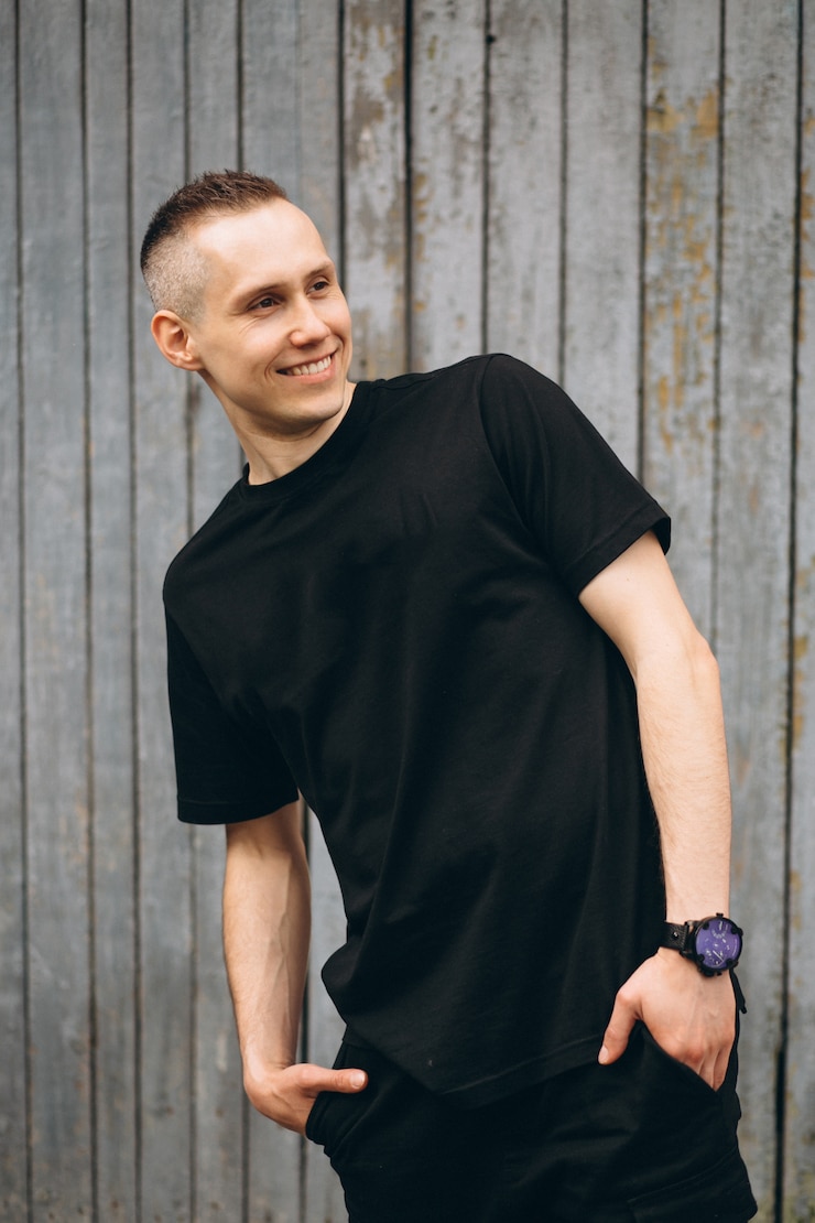 Gratis Foto portret van een jonge knappe man