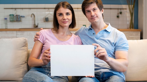 Portret van schattige moeder en vader samen