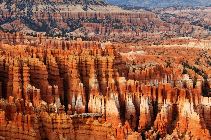 Gratis Foto prachtig shot van zandstenen rotsformaties in de oljato-monument valley in utah, vs.