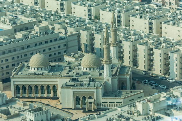 Gratis foto prachtig uitzicht over de stad dubai van bovenaf