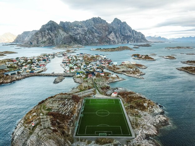 Prachtig voetbalveld in Noorwegen