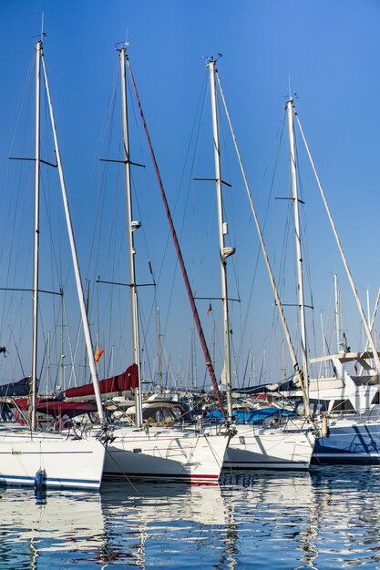 privéjachten in de haven